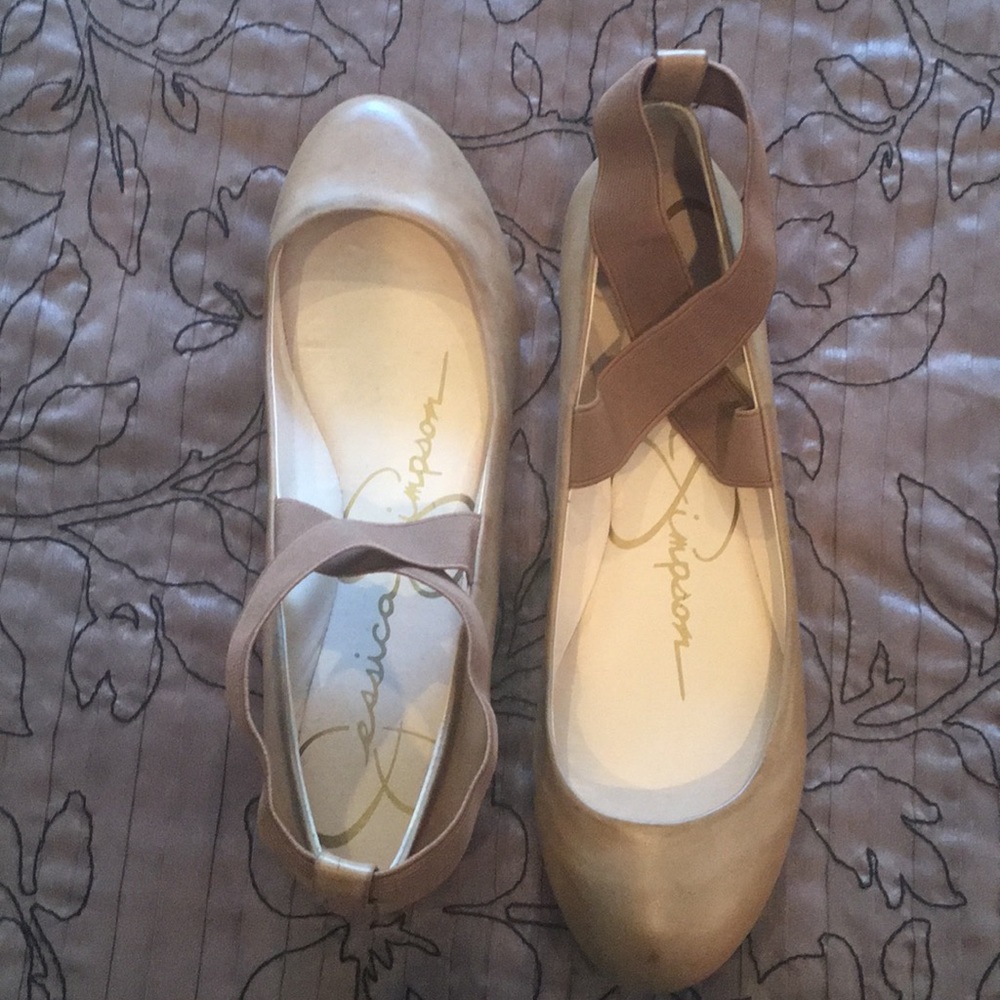 JESSICA SIMPSON Comfy ballet flats w/ankle straps